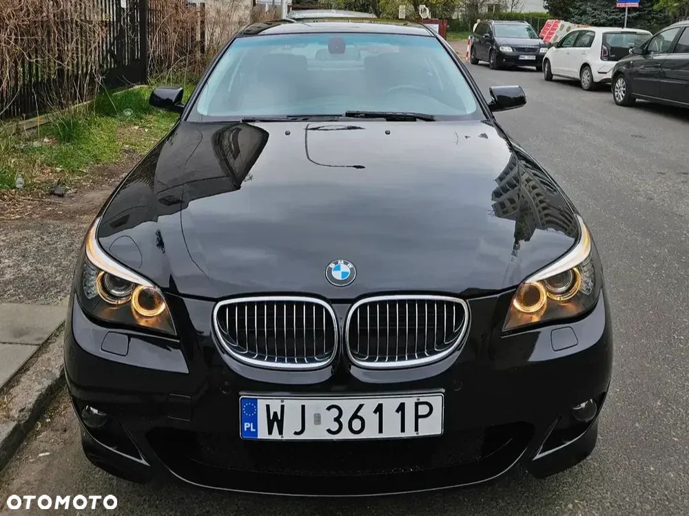 BMW Seria 5 523i - 2
