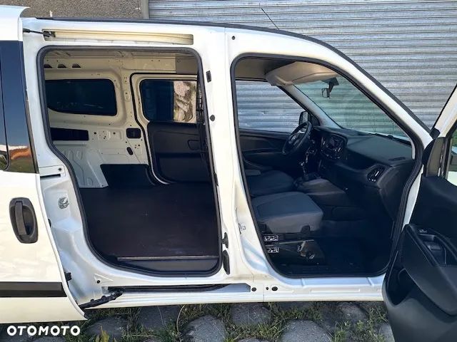 Fiat Doblo 1.4 T-Jet 16V Easy - 12