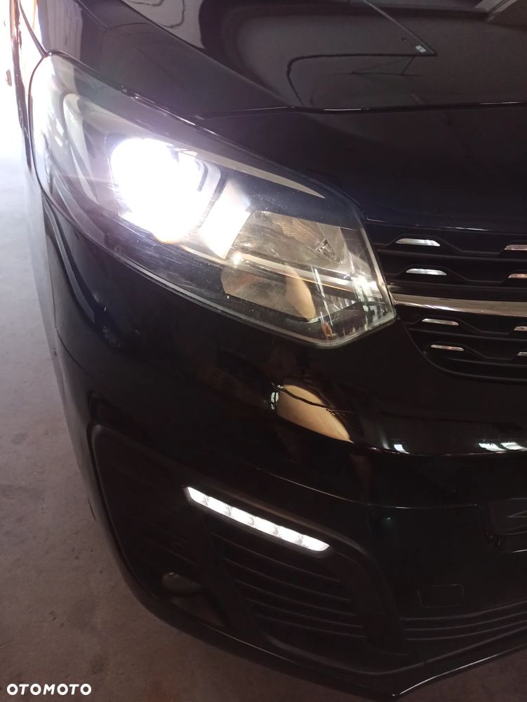 Opel VIVARO 2019R 2.0D 122KM 6 BIEGÓW LEDY 2XPDC GRZANE FOTELE TEMPOMAT WEBASTO MARTWE POLE KLIMATRONIC - 19