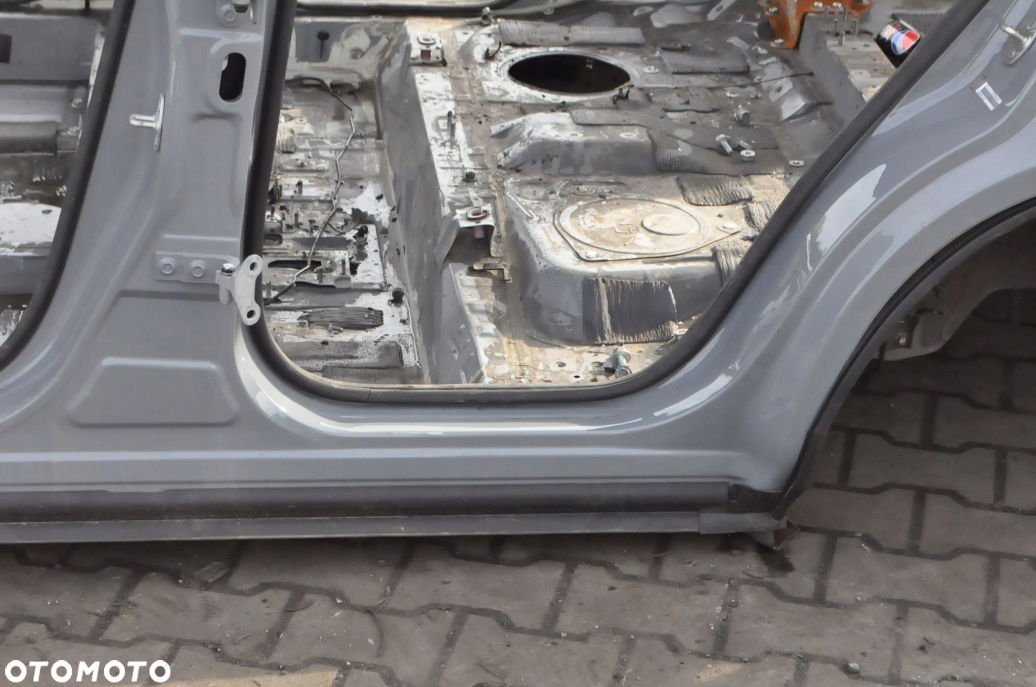 NISSAN X-TRAIL IV T33 2021- SŁUPEK PRÓG LEWY - 3