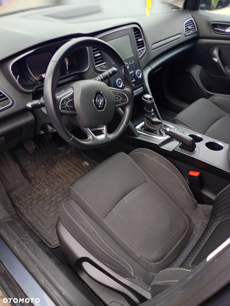 Renault Megane 2018 photo 5