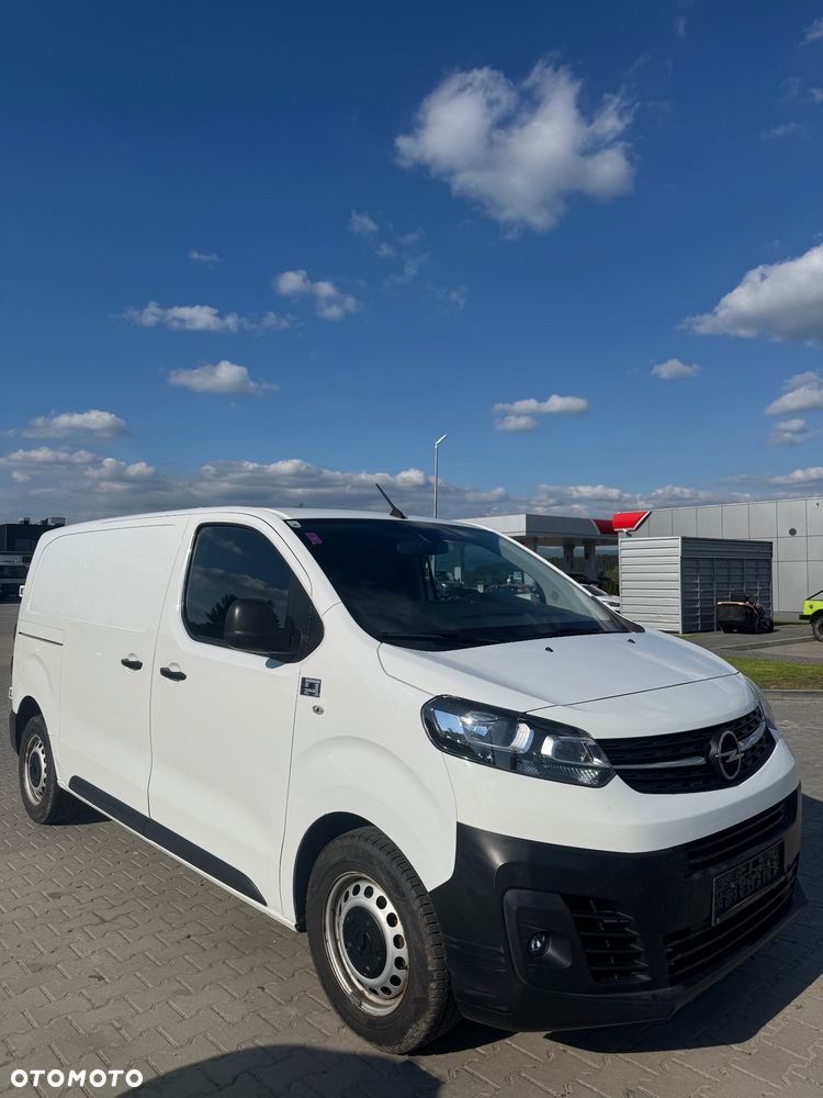 Opel Vivaro - 1