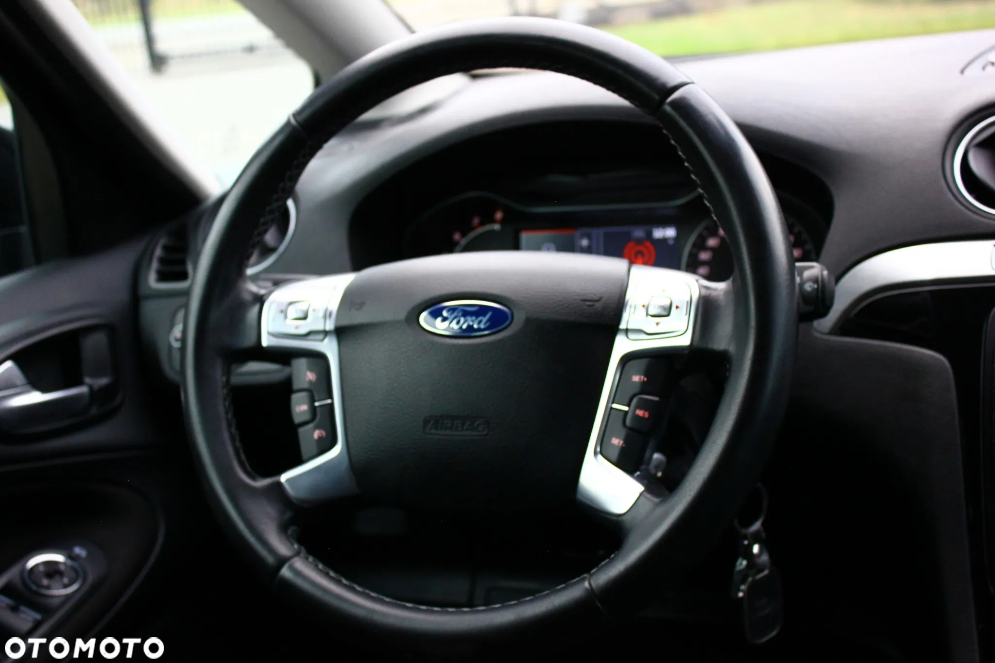 Ford S-Max 1.6 EcoBoost Titanium - 37