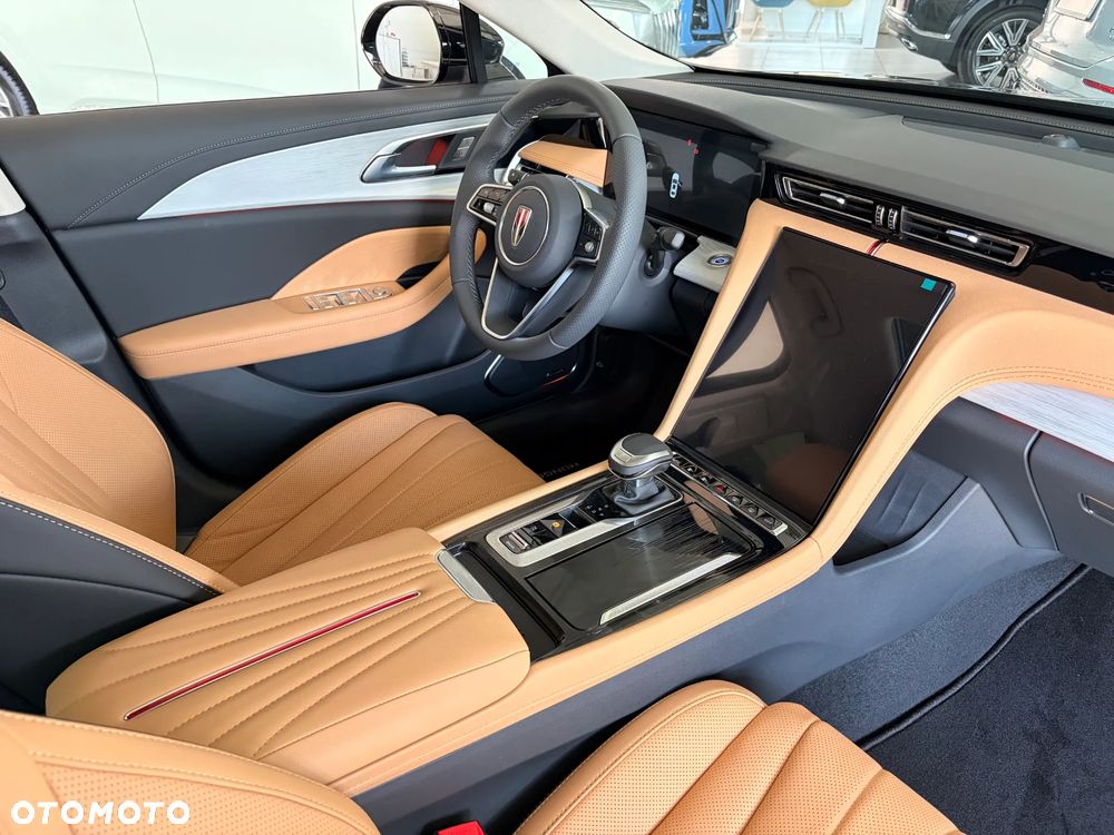 Hongqi H5 2.0T Deluxe - 12