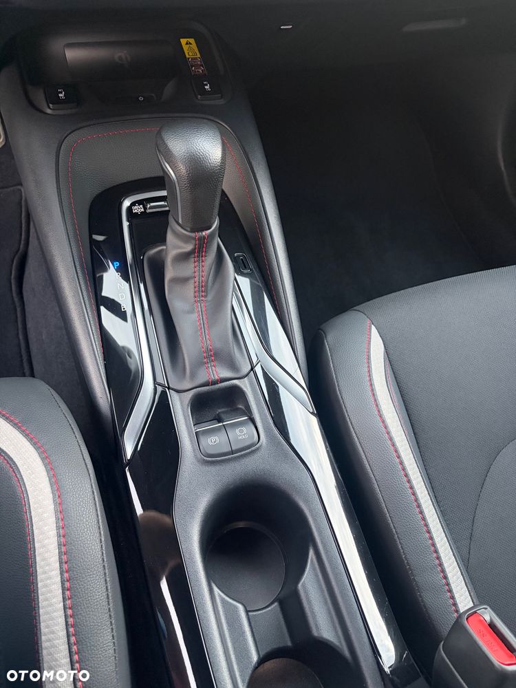 Toyota Corolla - 12