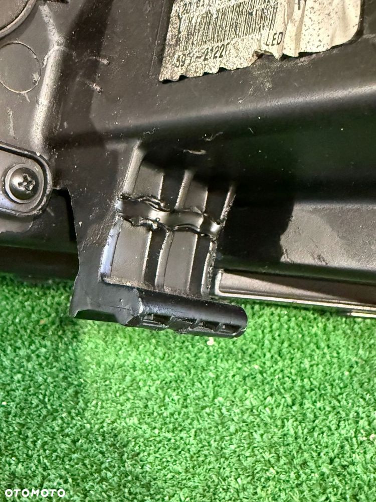 REFLEKTOR PRAWY KIA SORENTO III LIFT FULL LED nr:441 - 3