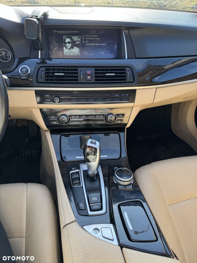BMW Seria 5 530d - 28