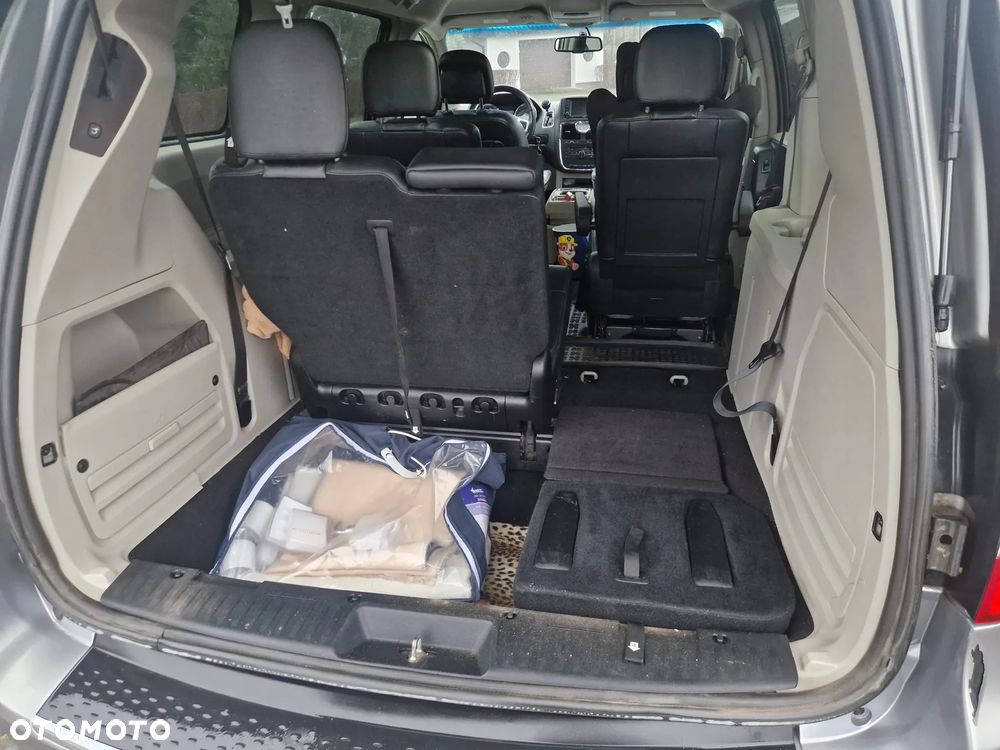 Chrysler Town & Country 3.6 Touring - 10