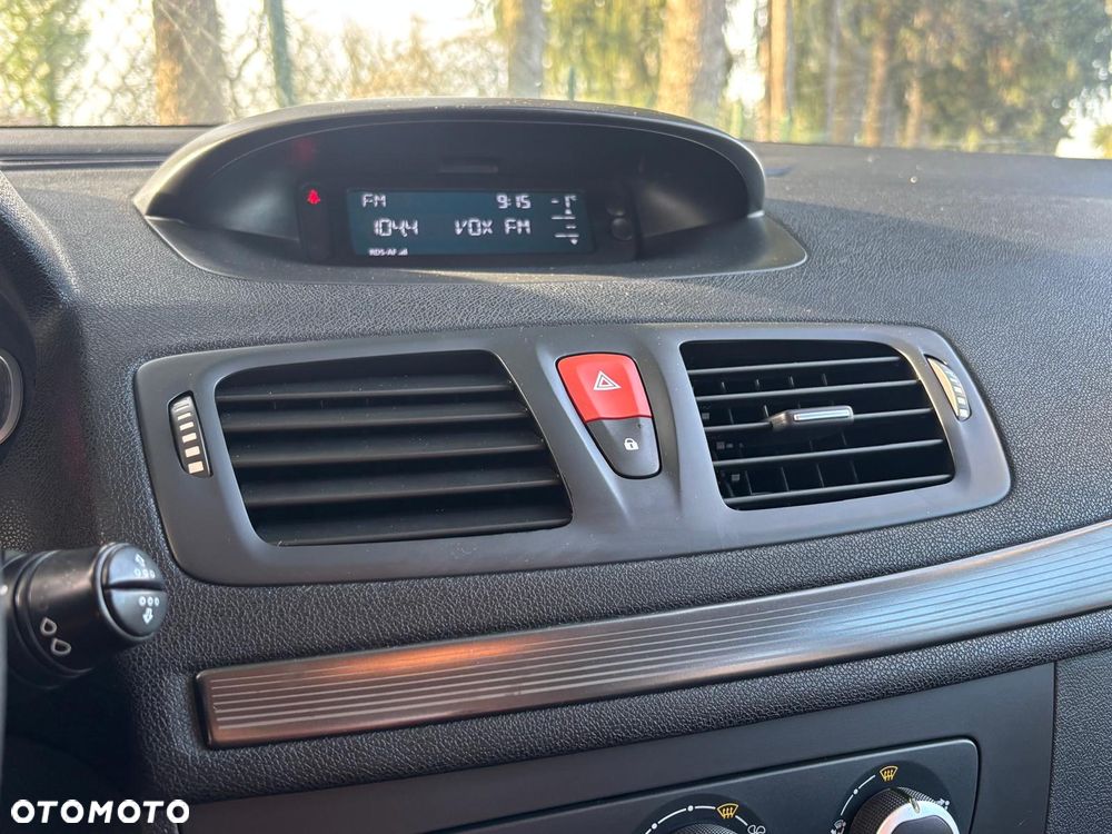 Renault Megane 1.6 16V Generation - 22