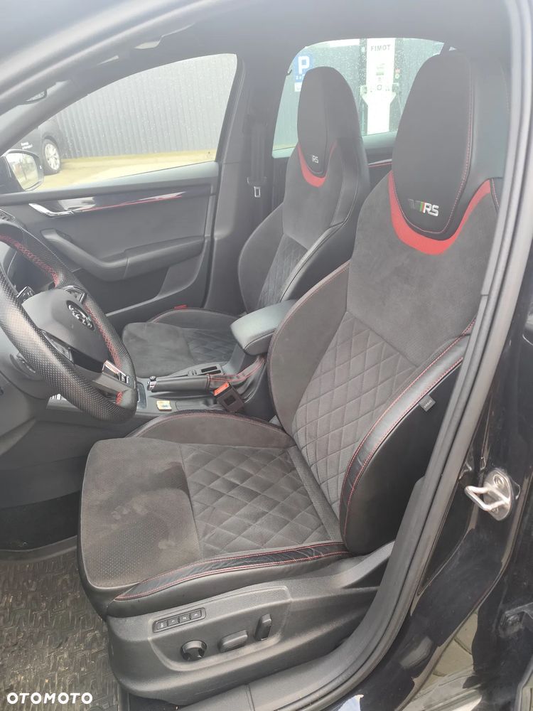 Skoda Octavia 2.0 TSI RS 245 DSG - 9