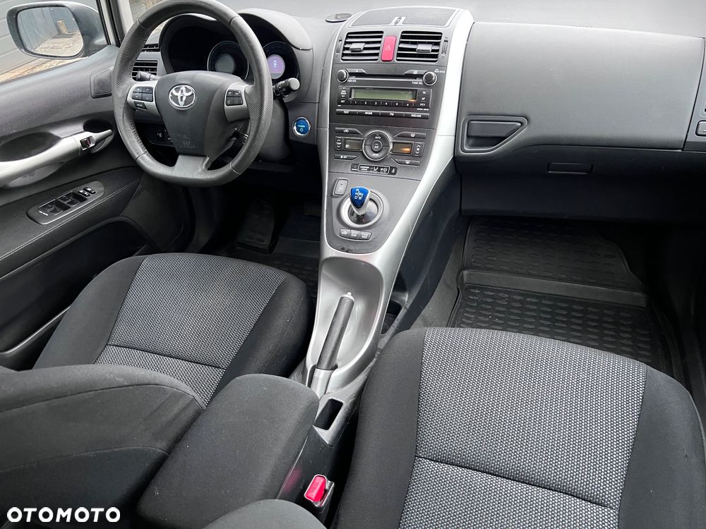 Toyota Auris - 5
