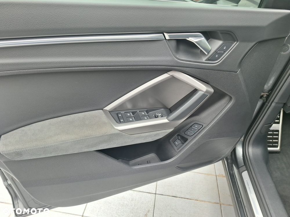 Audi Q3 Sportback - 7