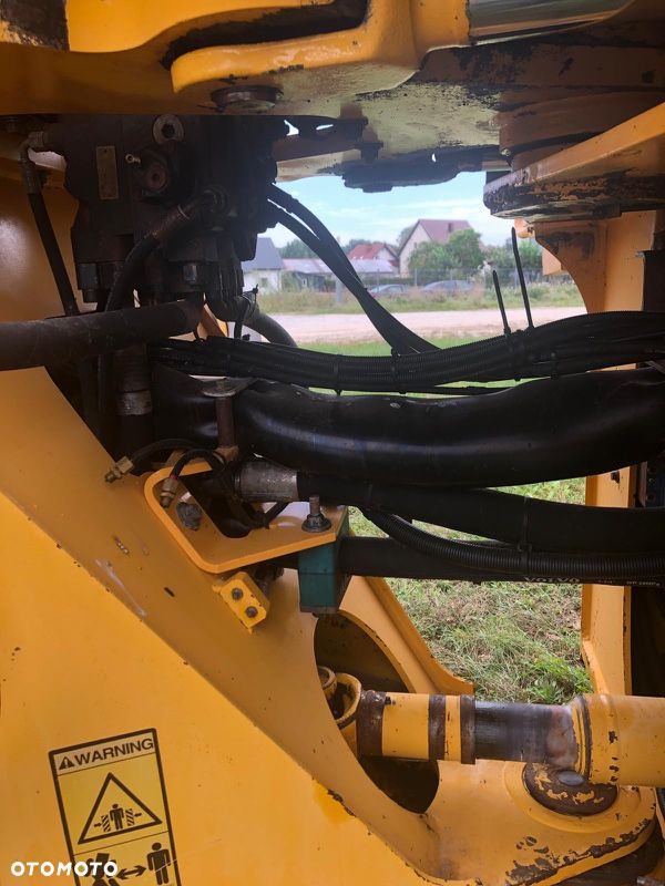 Volvo L120 - 19