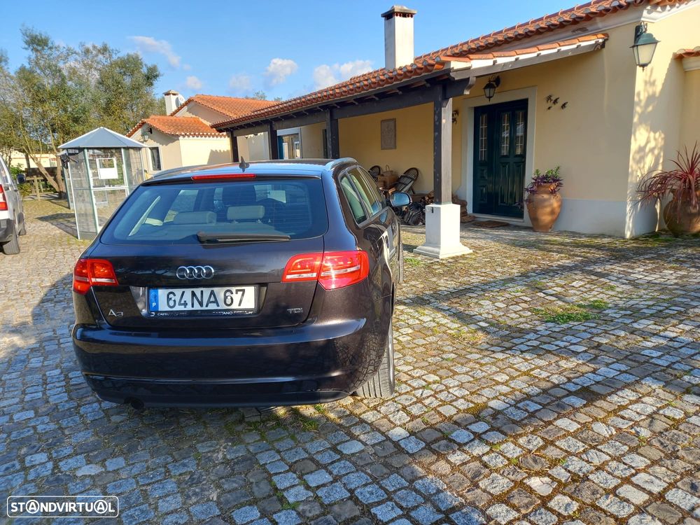 Audi A3 Sportback 1.6 TDI Attraction - 3