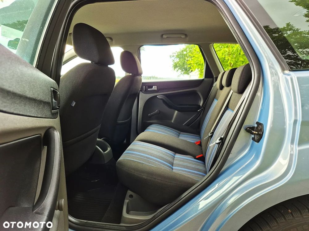 Ford Focus 1.8 Titanium - 14