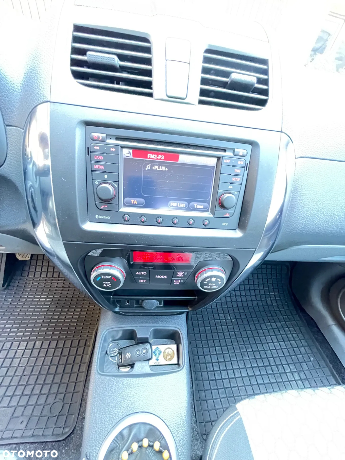 Suzuki SX4 1.6 Comfort Plus 4WD - 19