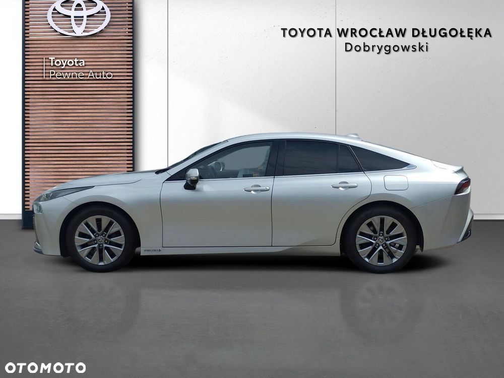 Toyota Mirai - 8