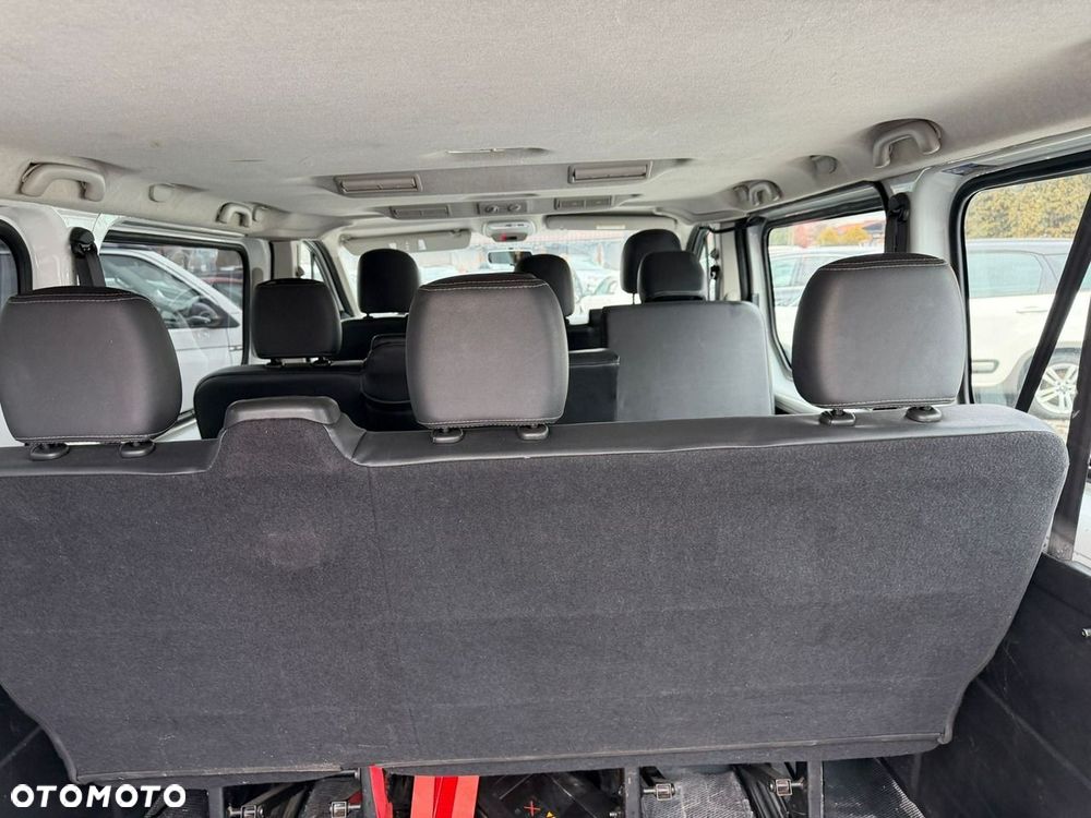 Opel Vivaro - 9