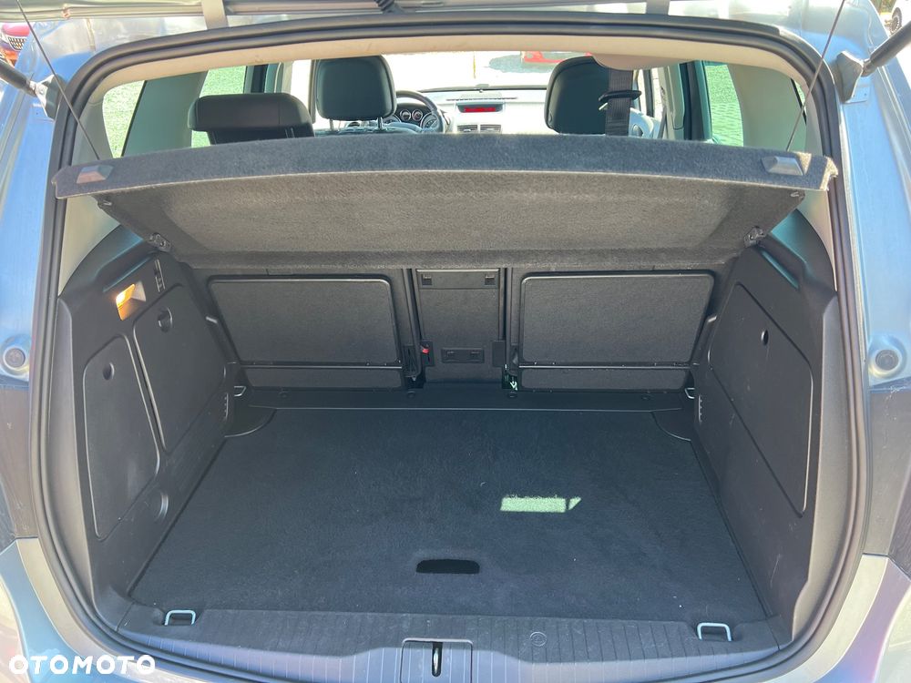 Opel Meriva 1.4 T Cosmo S&S - 25