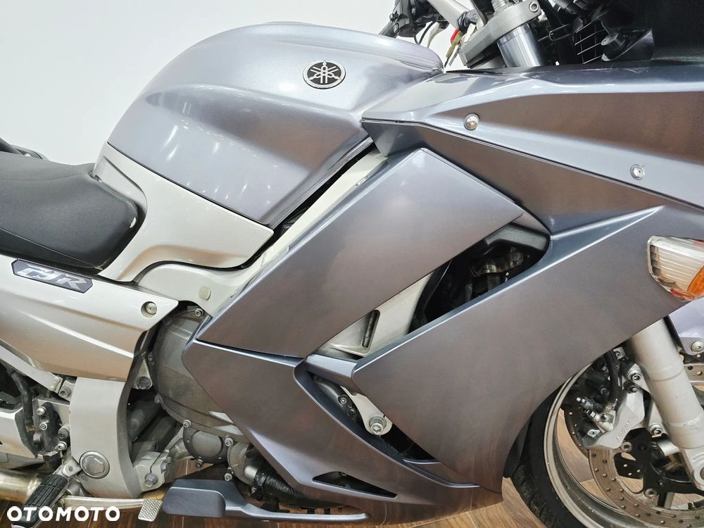 Yamaha FJR - 22