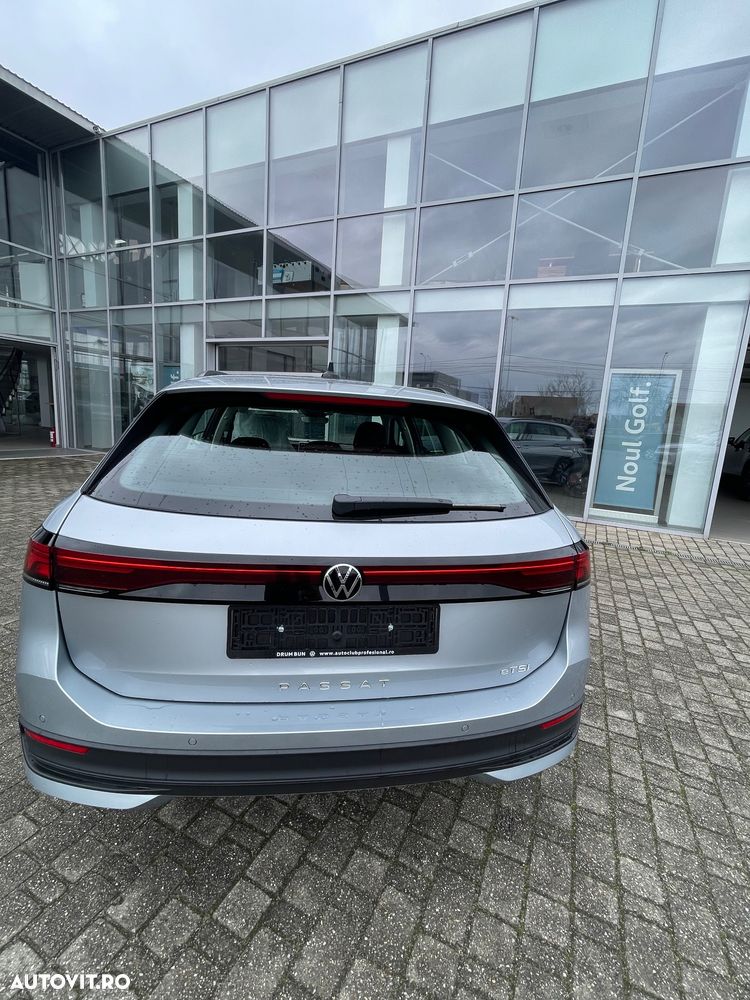 Volkswagen Passat 1.5 eTSI DSG MHEV Base - 8