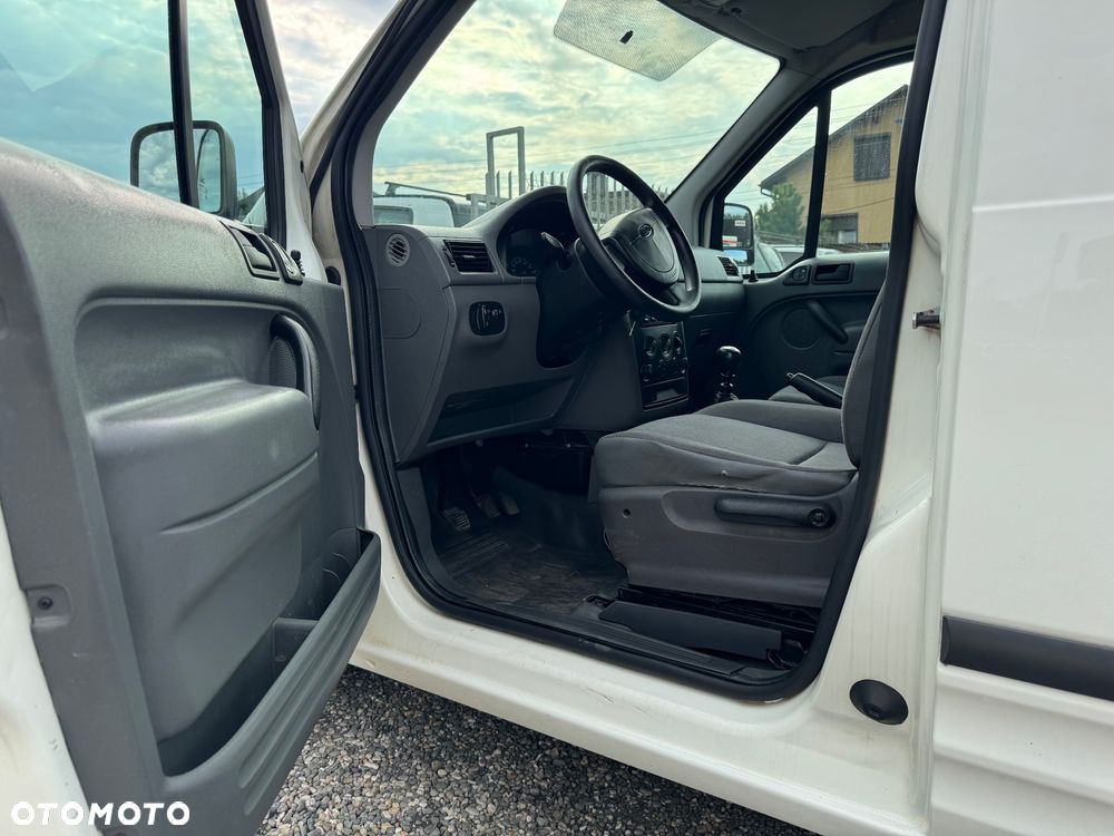 Ford Transit Connect - 10