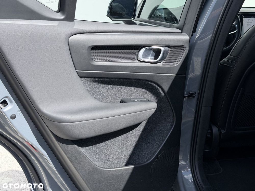 Volvo XC 40 - 13