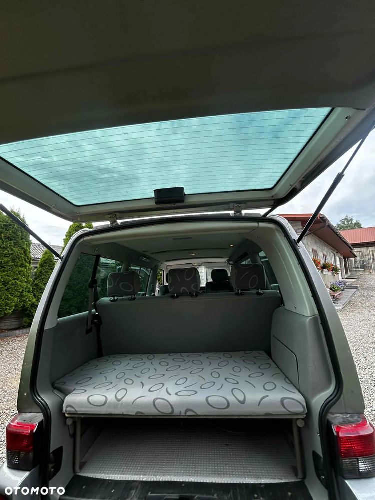 Volkswagen Multivan TDI - 11