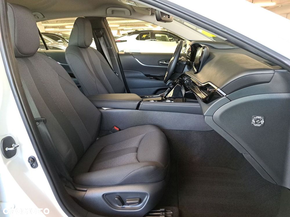 Toyota Mirai Prestige - 15