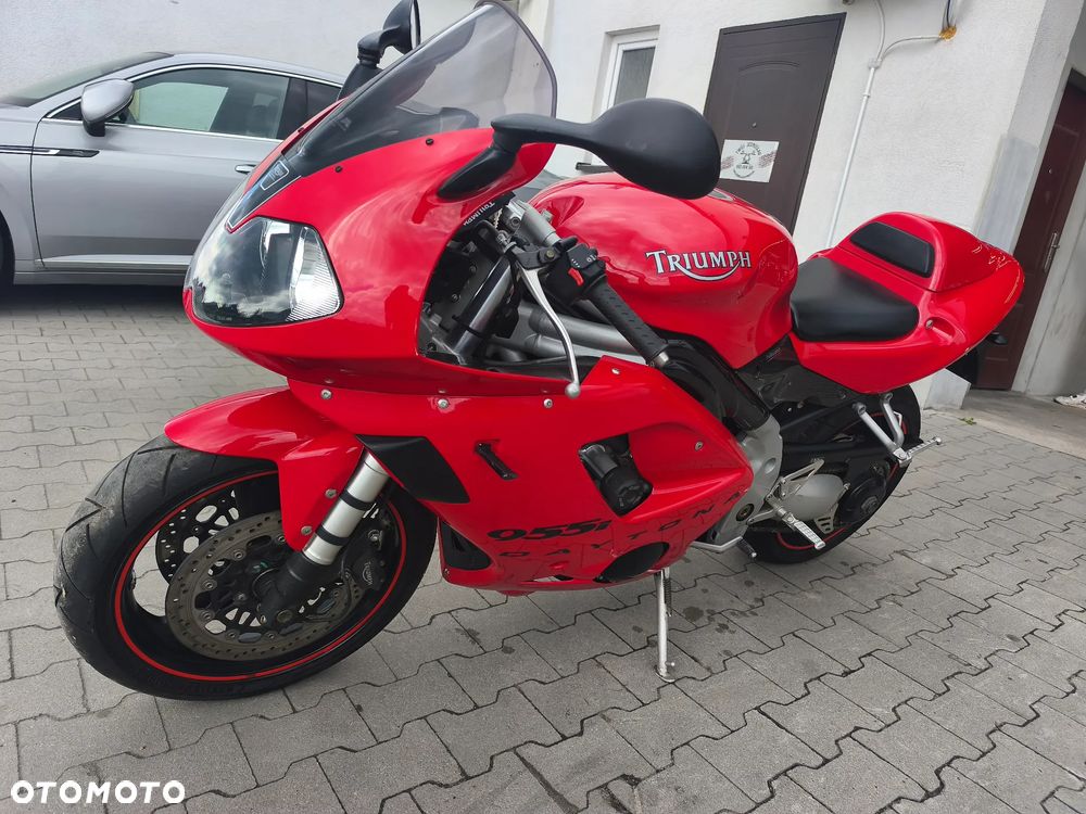 Triumph Daytona - 3