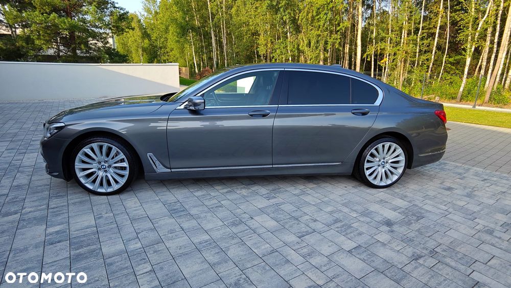 BMW Seria 7 750Li Edition Exclusive - 20