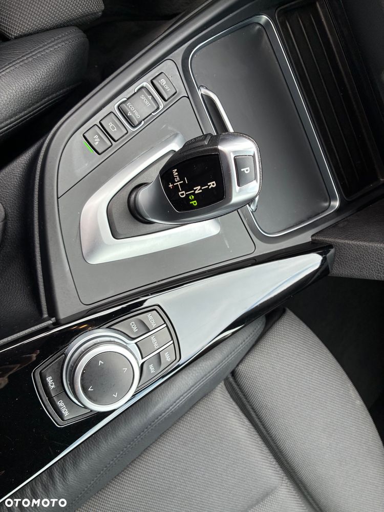 BMW 3GT 320d xDrive - 23