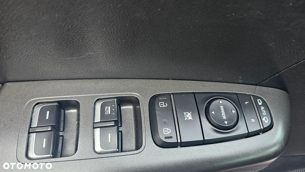 Kia Sportage 1.6 T-GDI Business Line 2WD - 27
