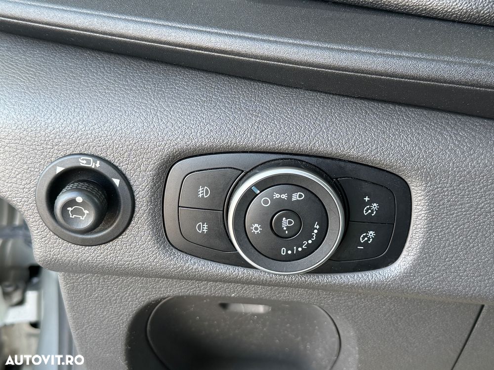 Ford Transit - 22