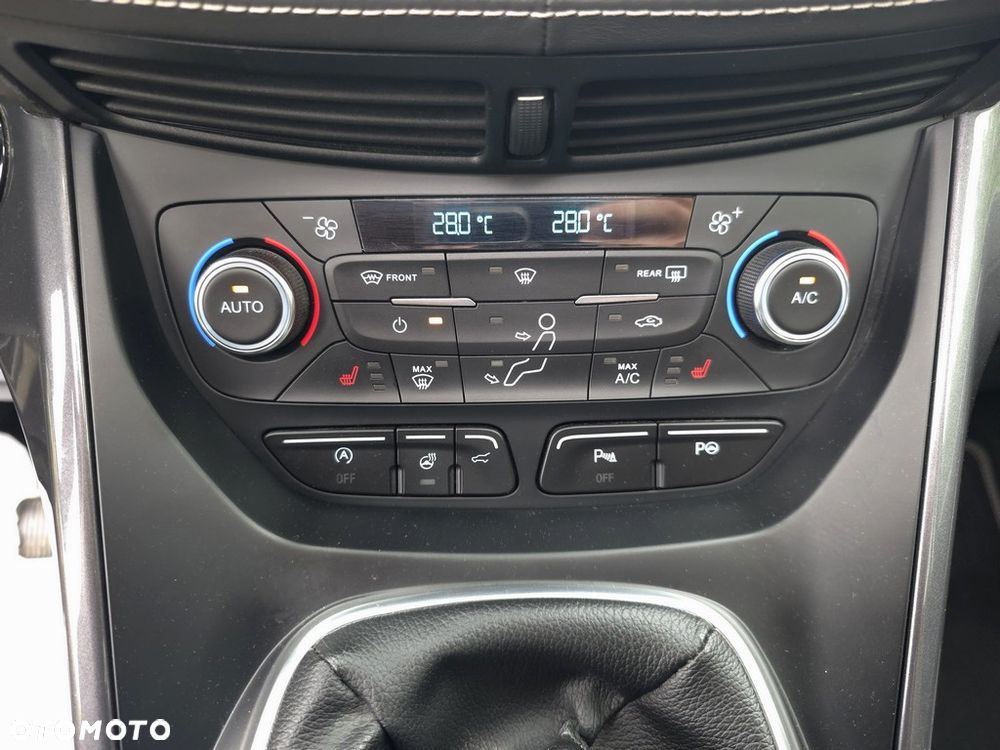 Ford Kuga Vignale 2.0 TDCi AWD - 22
