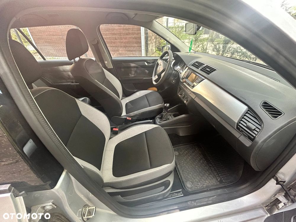 Skoda Fabia 1.2 TSI Ambition - 10