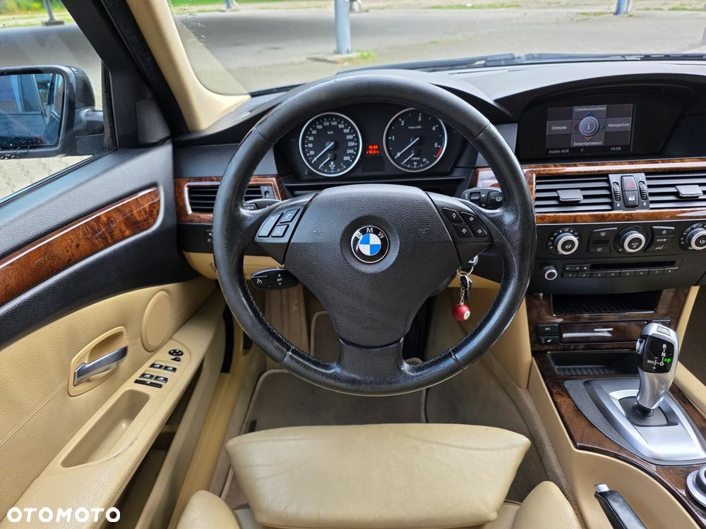 BMW Seria 5 - 24