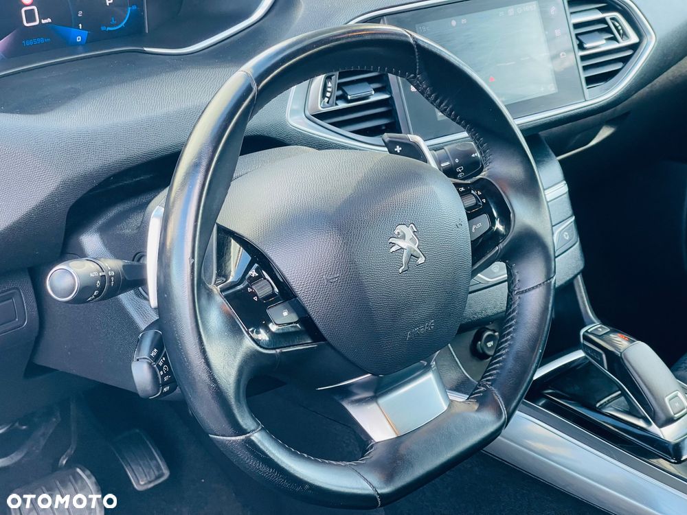Peugeot 308 1.5 BlueHDi Active Pack Business S&S EAT8 - 15