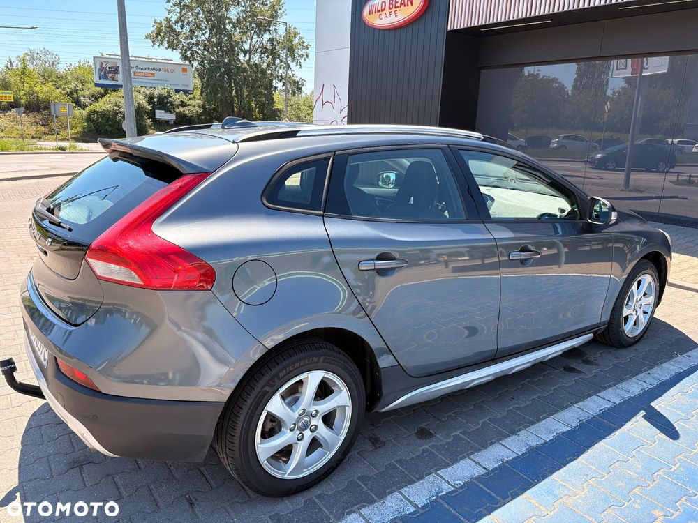Volvo V40 D3 Momentum - 18
