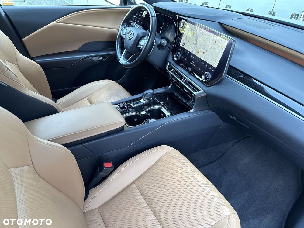 Lexus RX 450h+ Prestige - 10