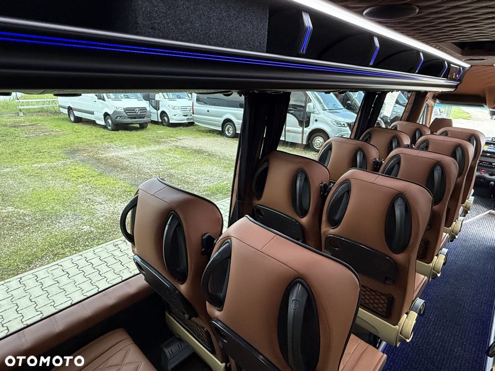 Mercedes-Benz Sprinter 519 Panoramic Line | JD - 23