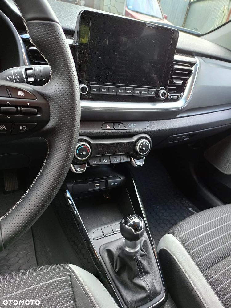 Kia Stonic - 13