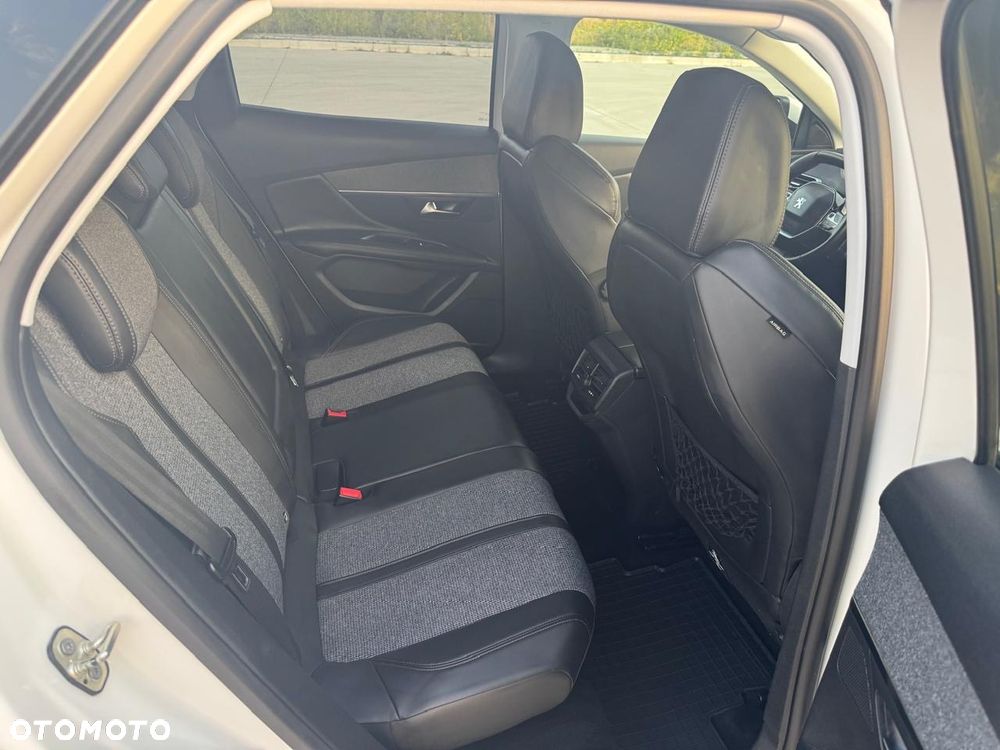 Peugeot 3008 HDi FAP 150 Premium - 30