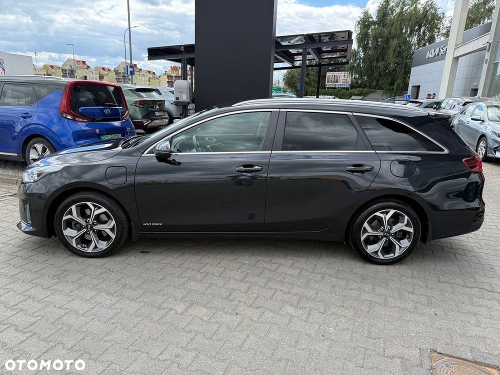 Kia Ceed 1.6 GDI PHEV L Business Line DCT - 13