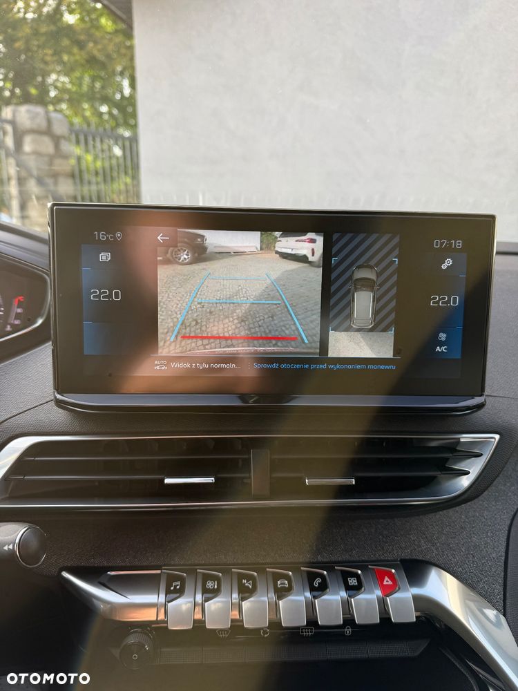 Peugeot 3008 1.5 BlueHDi Road Trip S&S EAT8 - 29