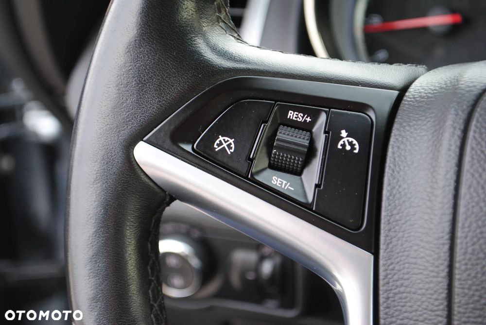 Opel Astra 1.4 Turbo Cosmo - 15