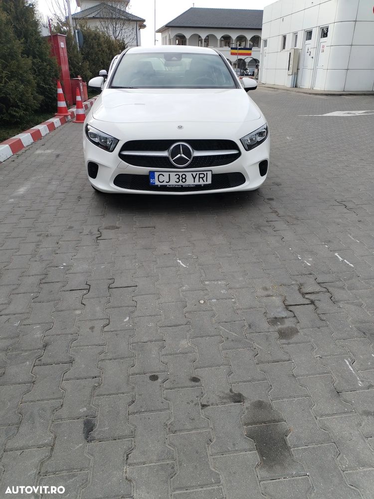 Mercedes-Benz A 180 d Sedan 8G-DCT - 2