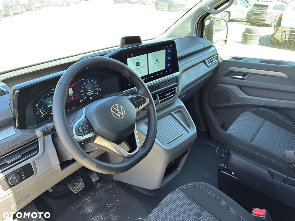 Volkswagen Transporter T7 Furgon Plus Edition/5 osob./AUTOMAT 2,0 l TDI 170 KM r. o. 3500 mm - 13