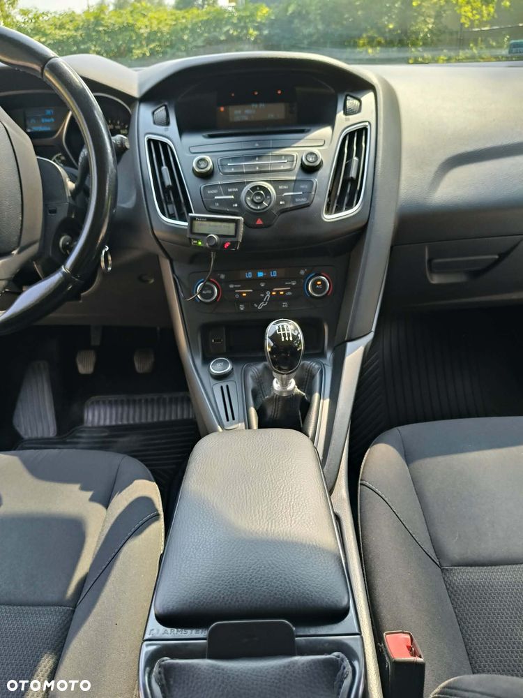 Ford Focus 1.6 TDCi Trend - 12