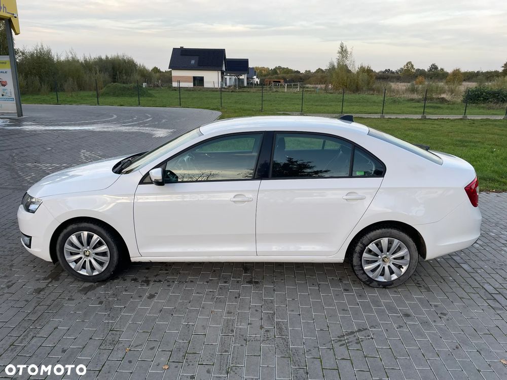 Skoda RAPID - 12